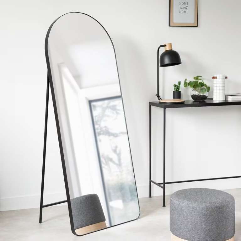 Miroir arche en métal noir Maison du Monde à 68.67 €