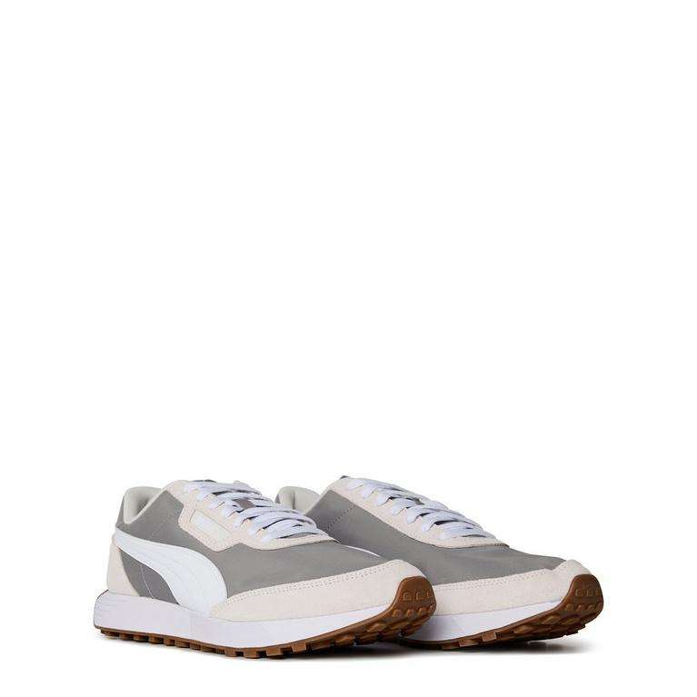 Chaussures Puma Runtamed Lugged Classic Low-Top Trainers - Plusieurs tailles disponibles à 24 €