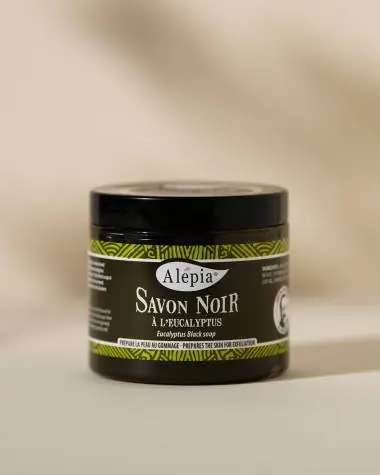 9x Savon noir à l'Eucalyptus à 17.4 €