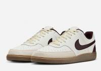 Sneakers homme Court Vision Low Beige - taille 40 à 47.5 à 54.99 €