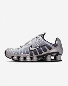 Baskets Nike Shox TL - Tailles du 36.5 au 49.5 à 89.99 €