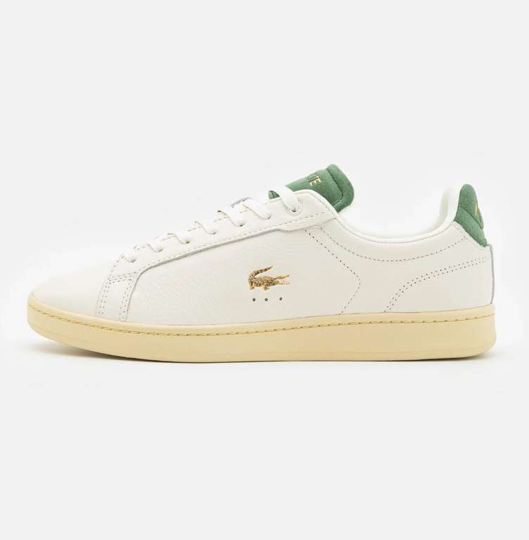 Baskets basses Lacoste Carnaby Pro Off White - Tailles 42, 45 et 46 à 66.95 €